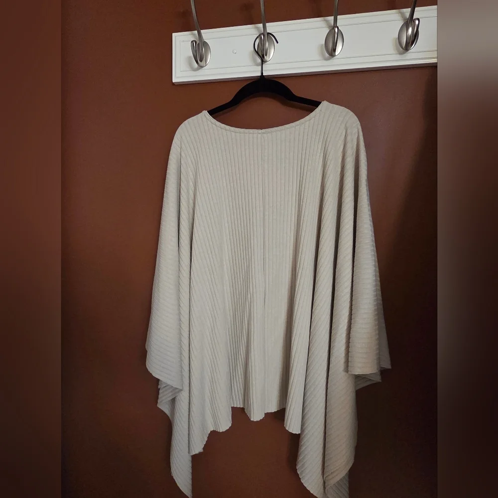 NWOT ZARA Ribbed Knit Poncho Top Beige Price Firm - Picture 2 of 4